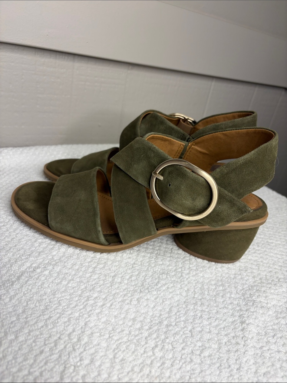 Söfft Coryn Olive Green Suede Block Heel Strappy Sandals Buckle Size 8.5M Boho - Picture 7 of 12
